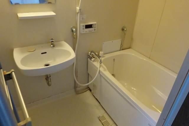 ファミーユ纒 風呂画像