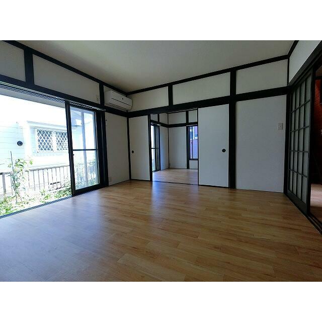 1階洋室8帖 その他7