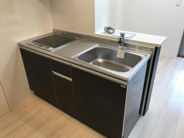 ツヴェルフ湘南 キッチン