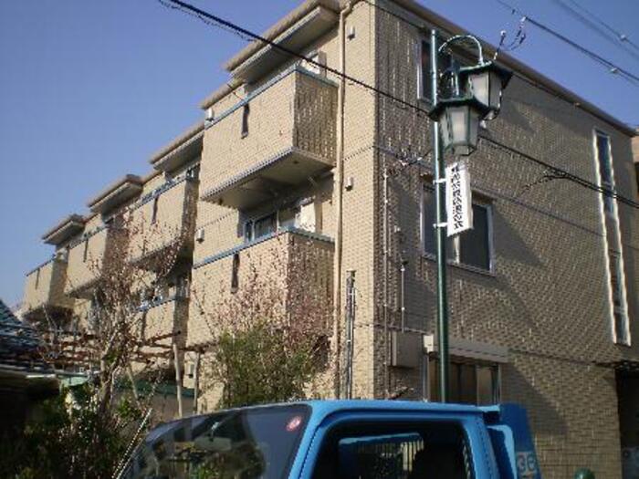 ビラージュ  303号室 外観