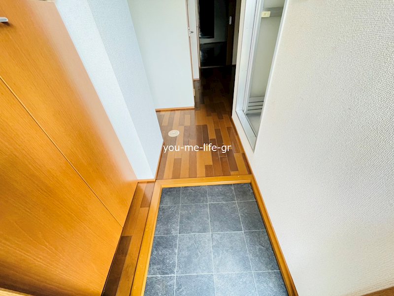 クレスト湘南 玄関