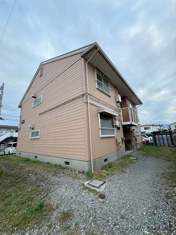 サニーフラット 201号室 外観