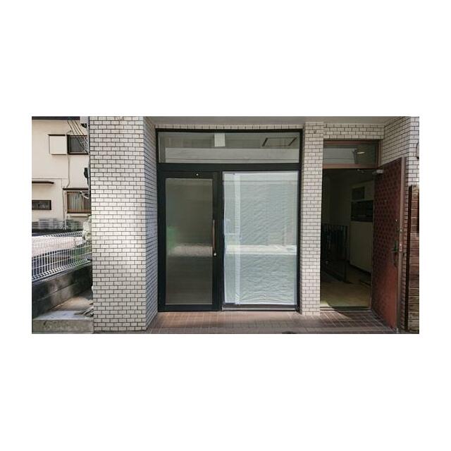 沢田ビル 玄関