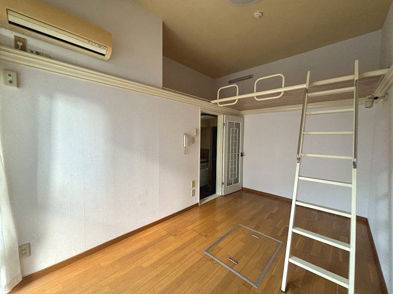 レオパレス戸塚エクセル第８ ベッドルーム