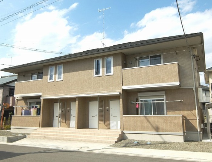 ハイネスE 201号室 外観