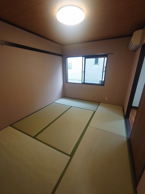 ベッドルーム