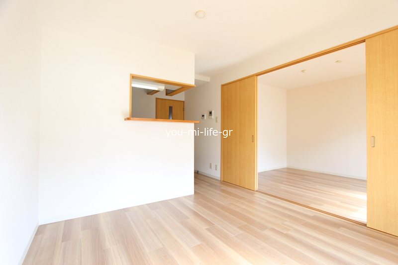 デュー・カルム リビング