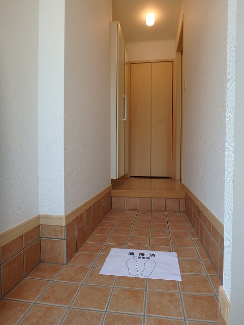 ラフィネ　メゾンⅠ 玄関