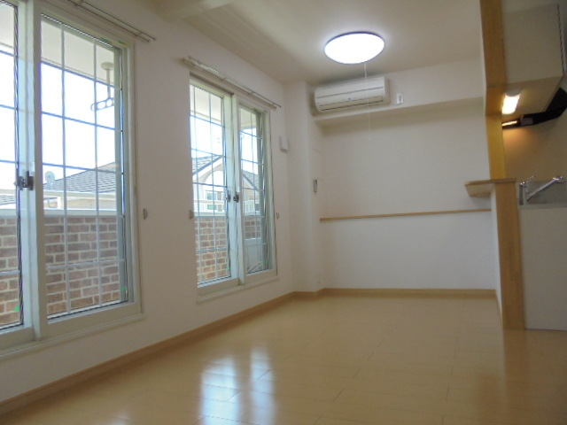 リビング クラール曽比A リビング