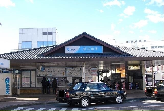 小田急線・新松田駅まで1470m メゾン カルム その他外観3