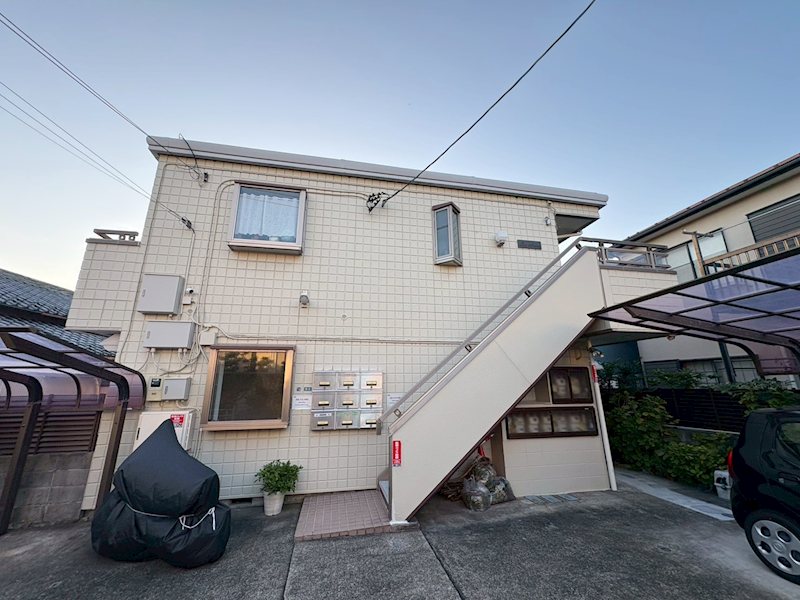 Pine’s Maison 101号室 外観