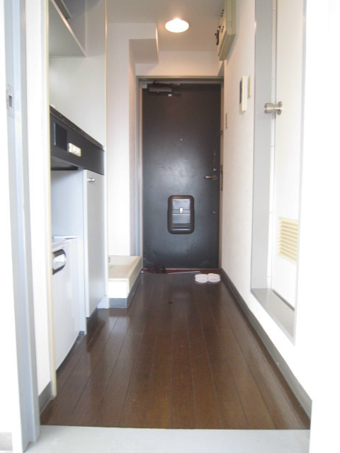 ジュネパレス平塚第19 玄関