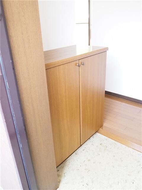玄関 ウッドガーデン東戸塚 玄関