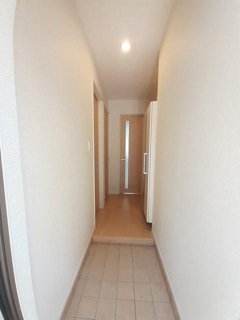 プラウド 玄関