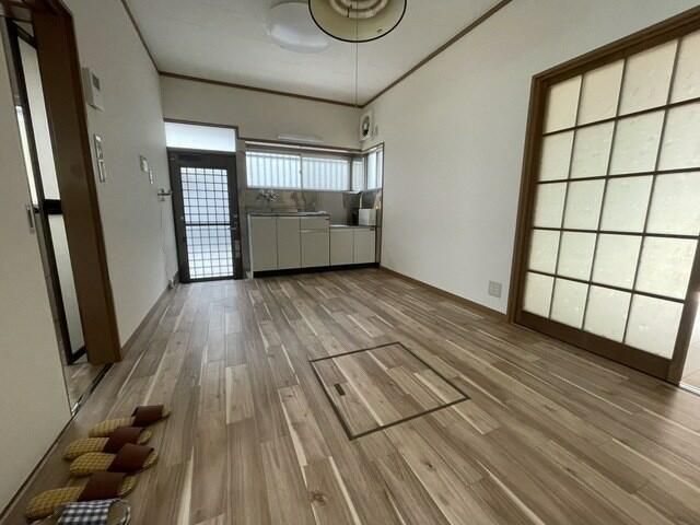 公田町貸家 リビング