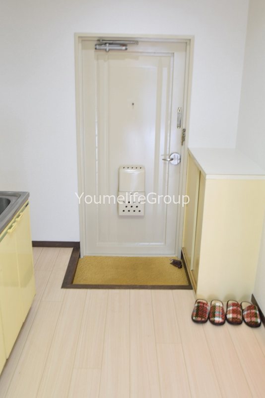 丸大コーポ 玄関