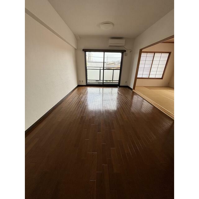 リーヴェルグランデ横浜戸塚 リビング