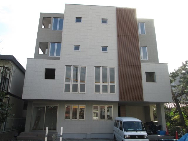 Riverside Deux. ‘M’ 303号室 外観