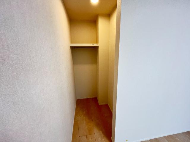 ディモーラ その他8