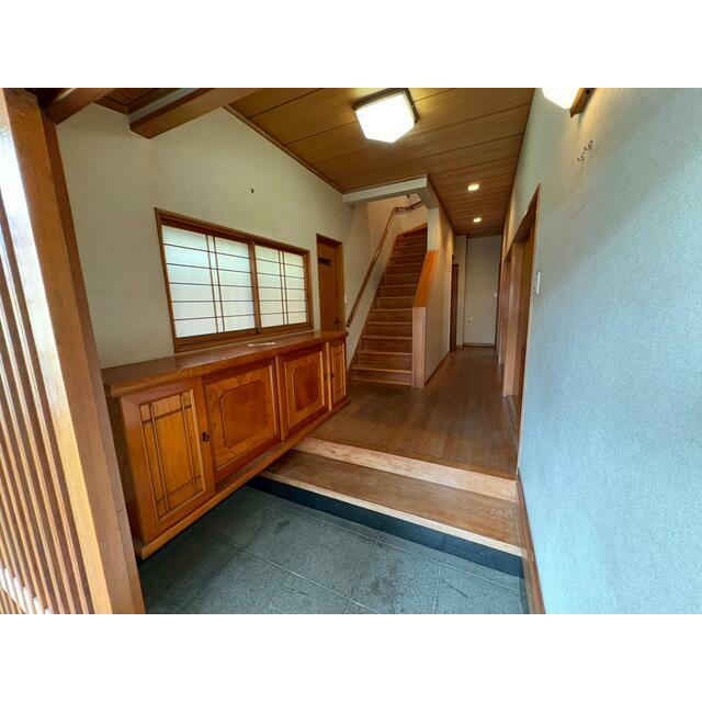 下依知３丁目戸建て 玄関