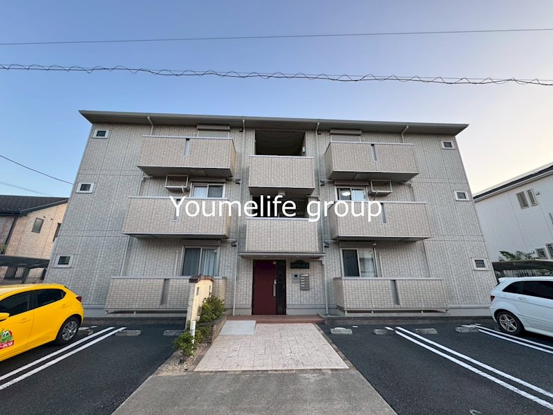 ユニヴェールA 302号室 外観