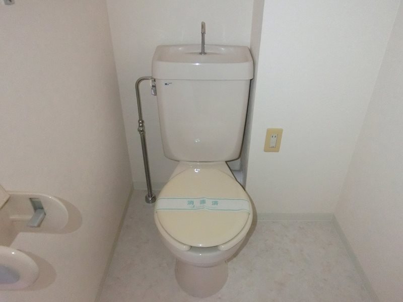 トイレ コウジィーコート その他1