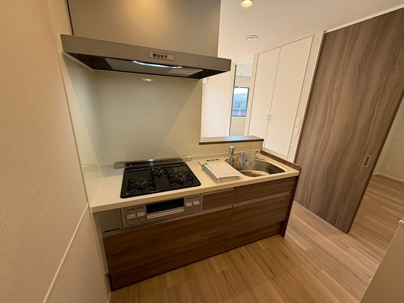 ＳＯＵＴＨＥＲＮ－Ｓｔ＿Ｒｏｕｔｅ３３ キッチン