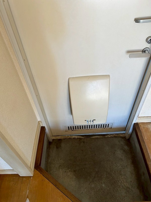 フォーブル酒匂C 玄関