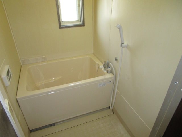 ホワイトクレイン 風呂画像