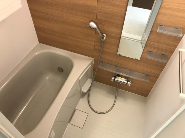 バス アイルトンハウス 風呂画像