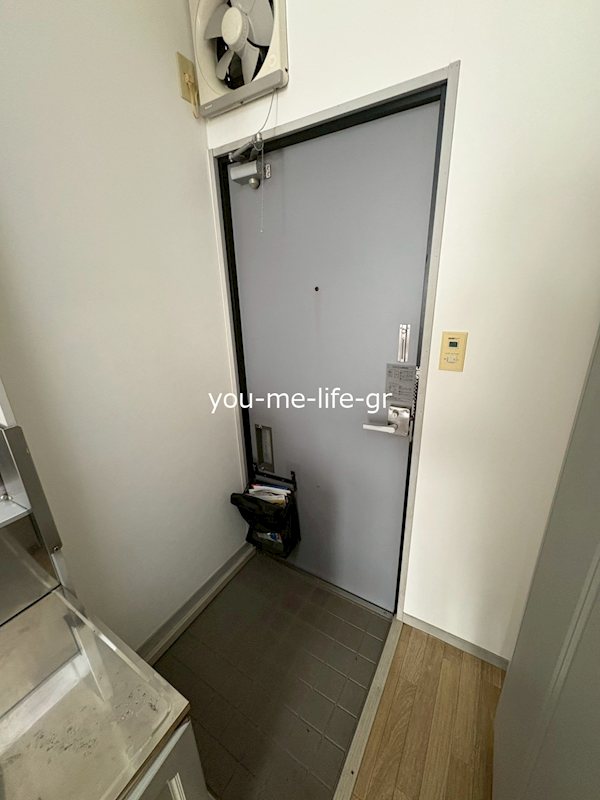 ロンディネ平塚 玄関