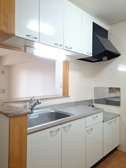 ボヌール・プリエ　Ⅱ キッチン