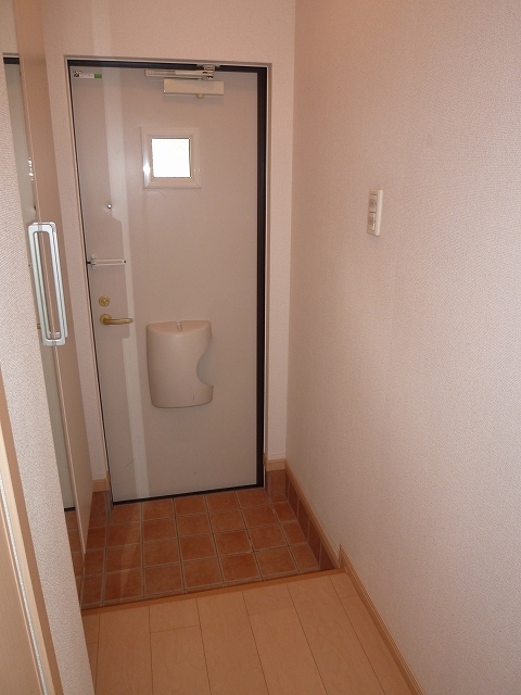 マンハイム　４番館 玄関