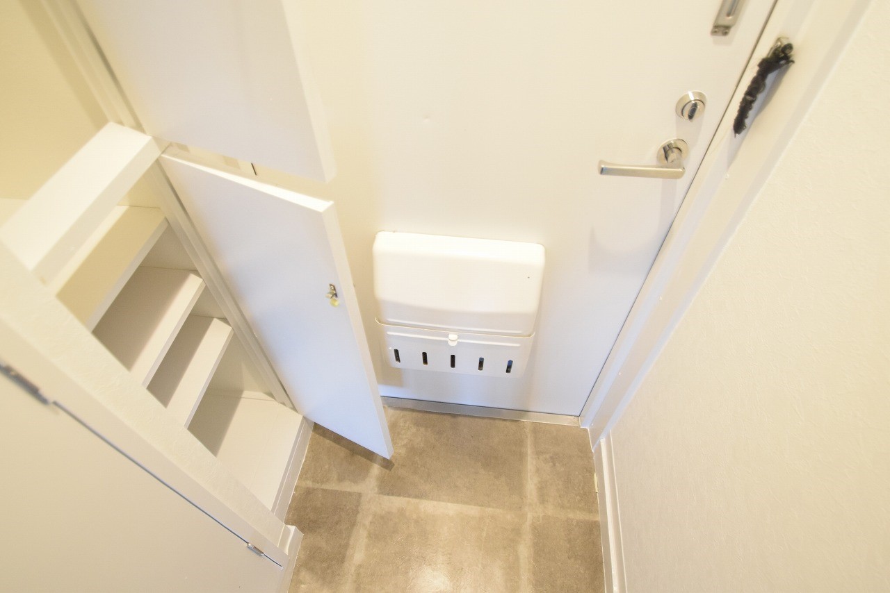 ワコーレエレガンス秦野 玄関