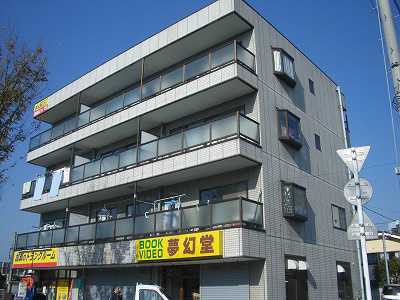 プラーズ榎木町 401号室 外観