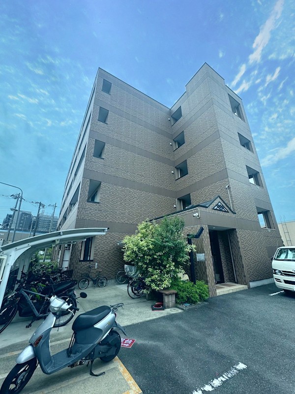 エテルナKAORU  205号室 外観