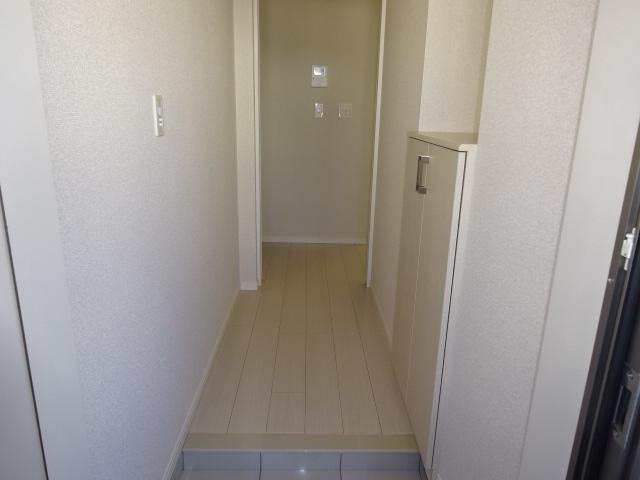 フリージアハイム 玄関