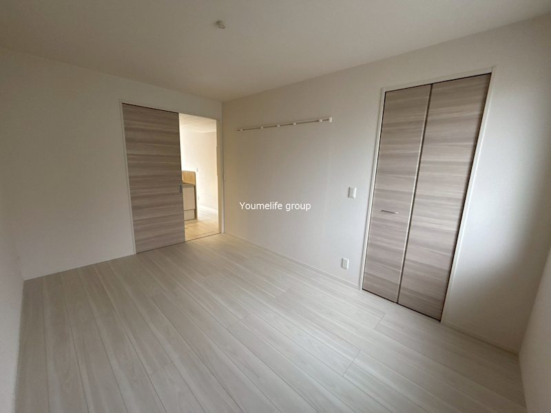 ロイヤルヒルズ ベッドルーム