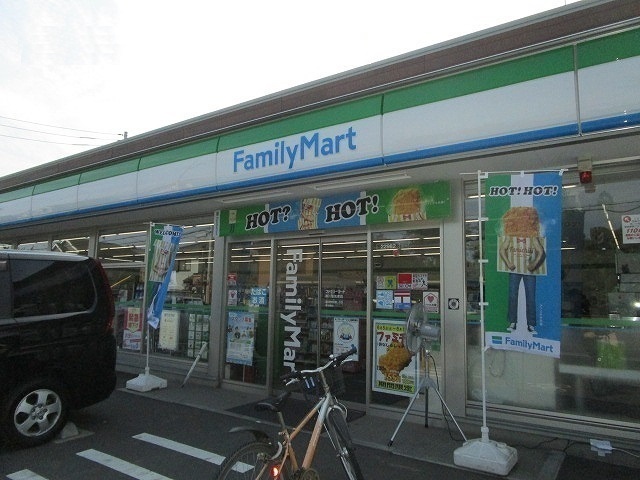 ファミリーマートまで230m オラクル湘南 その他外観1