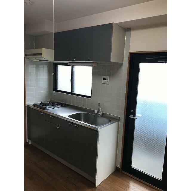 ケイエヌビル キッチン