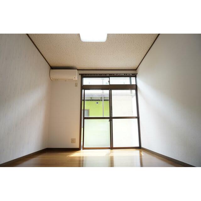 南向きのお部屋 サン・フォレットA リビング