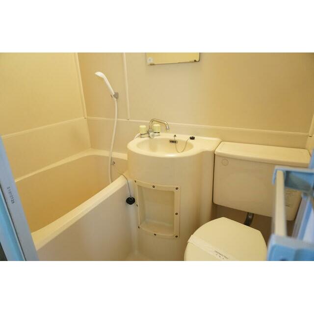 浴室内に洗面台あり サン・フォレットA 風呂画像