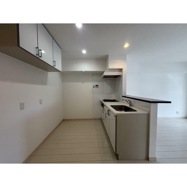 リビング テイクス リビング