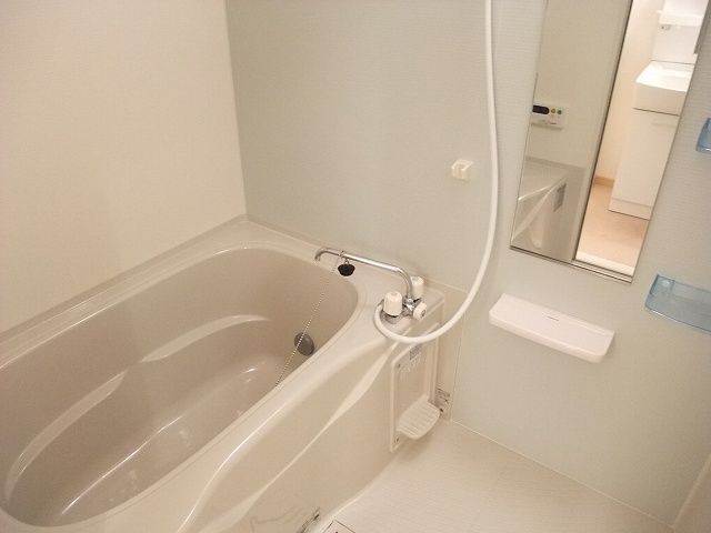 サン・ミッシェル 風呂画像