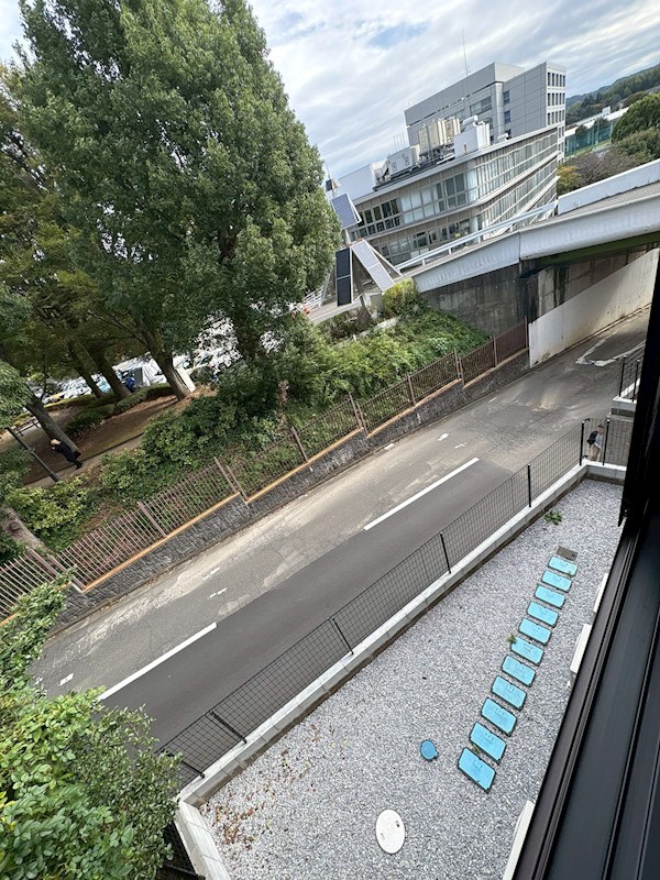 ベランダ アザーレ・レーヴ東海大学前 ベランダ