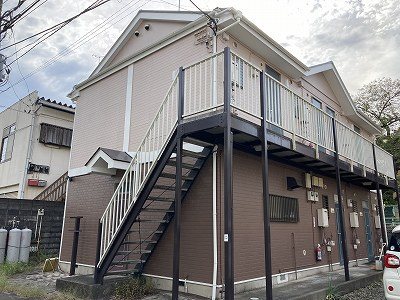 クリスタルバリヤ 外観