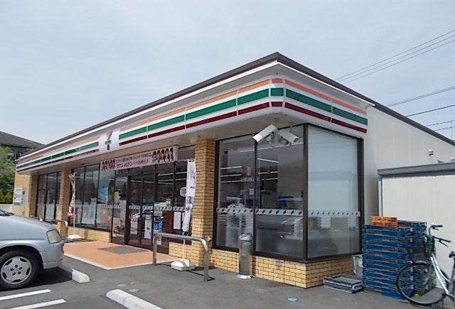セブンイレブン飯田岡駅南店まで350m ロゼ・エトワール その他外観3