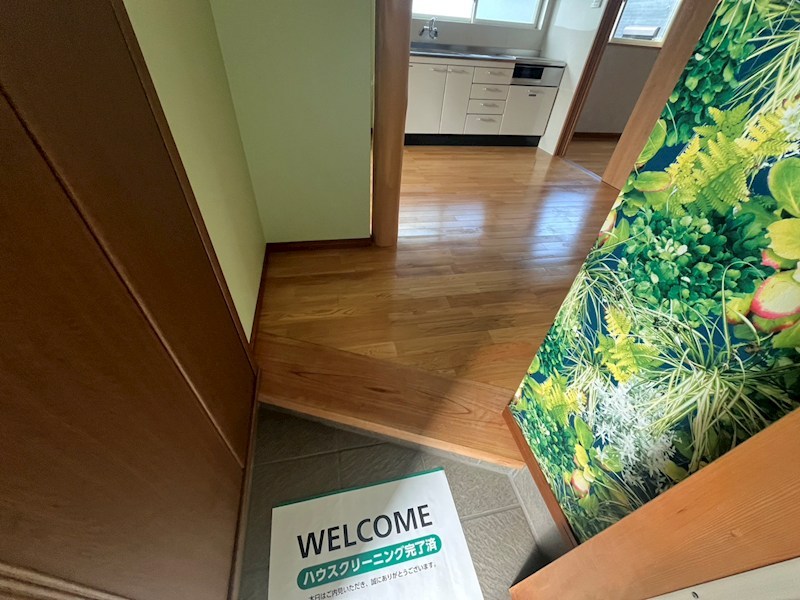 メゾン・ド・キキ 玄関