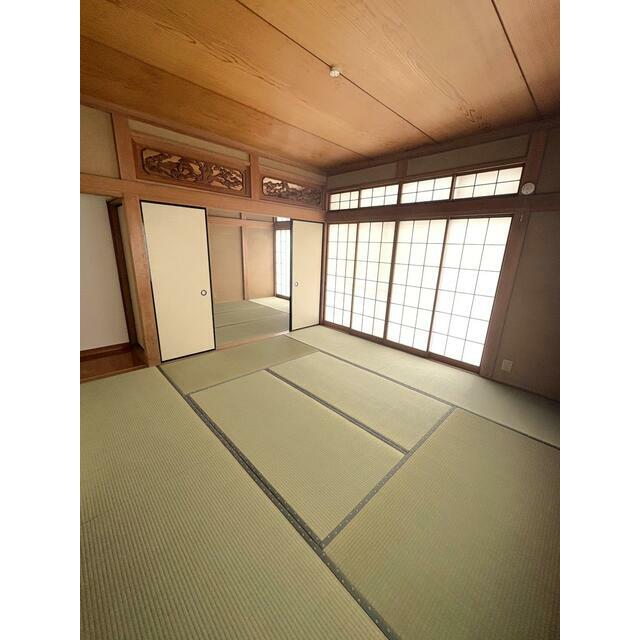 平塚市菫平　２階建 その他11