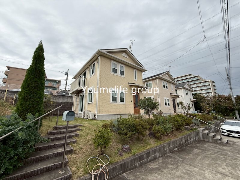 Ｂｌｏｓｓｏｍ　Ｈｉｌｌｓ　Ｌｉｌｙ　Ｃ棟 外観